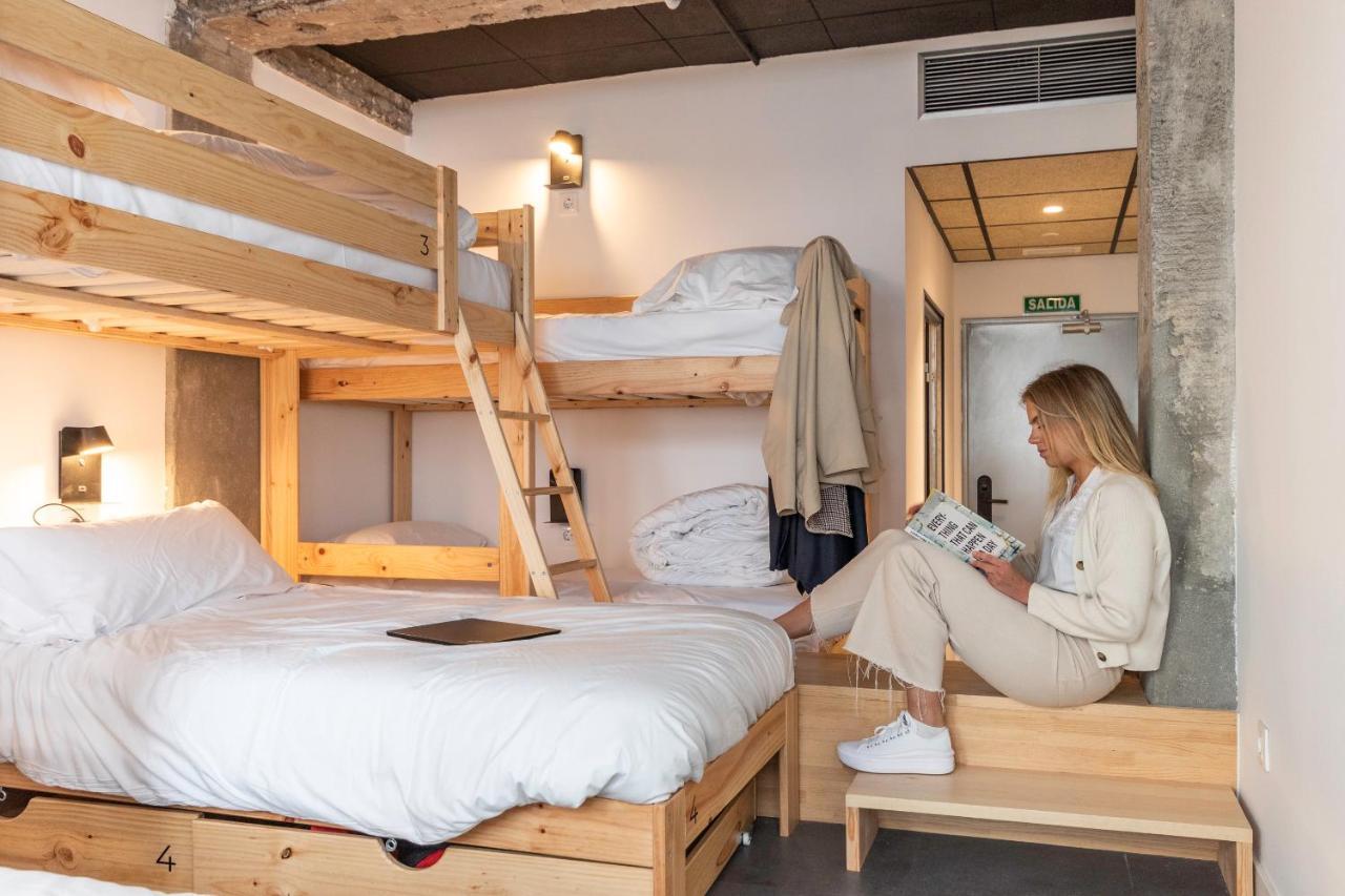 Ekoos Hostel, Eko Auberge de jeunesse *